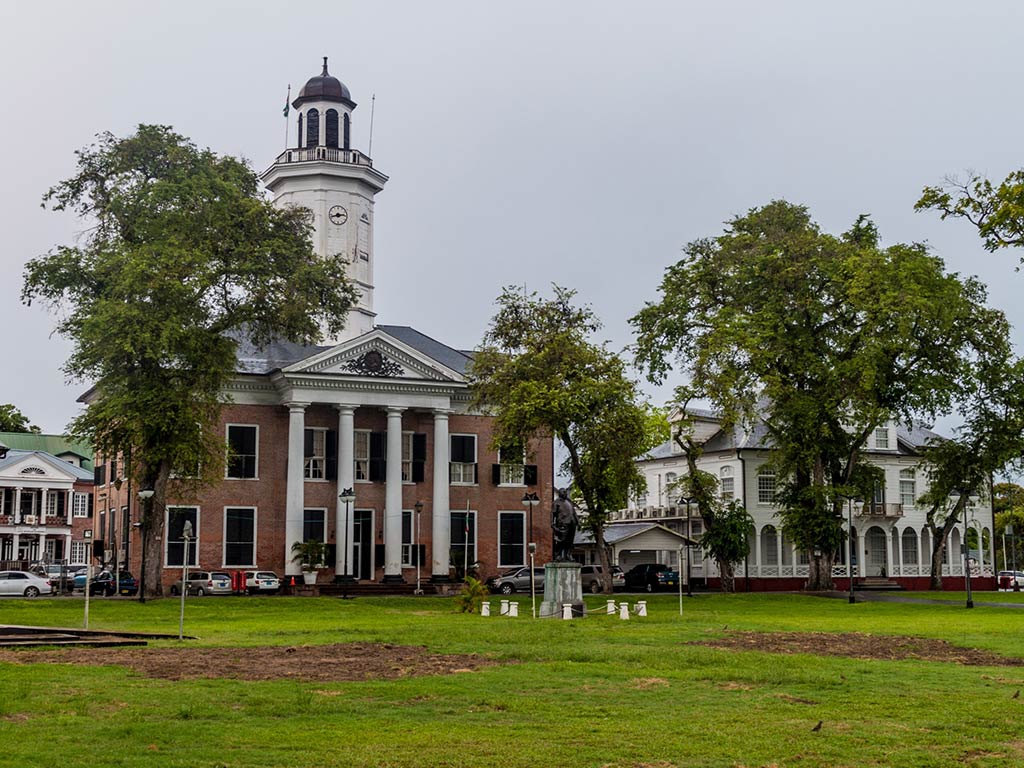 Fly en Drive Ontdek zelf Suriname  18